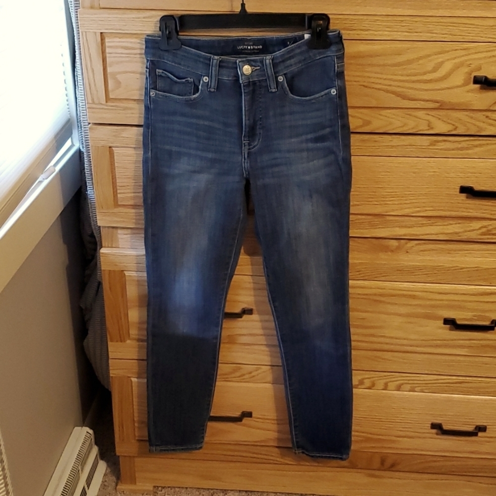 Lucky Brand Ava crop 2/26
